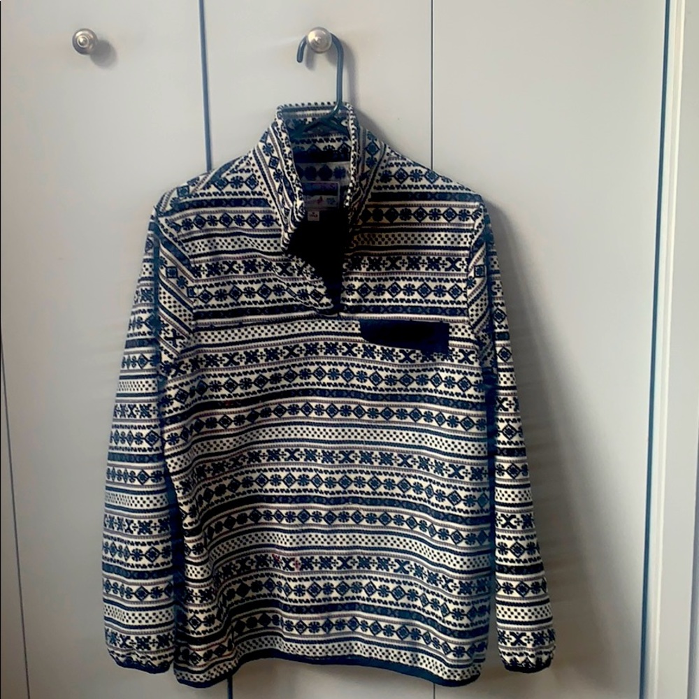M-Women’s Outdoor Pullover with Snaps